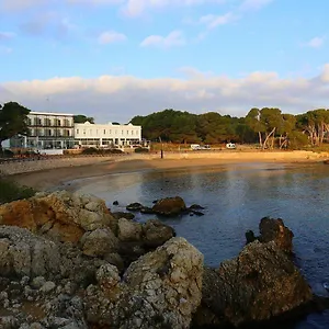 Отель Empuries, Ля Эскала
